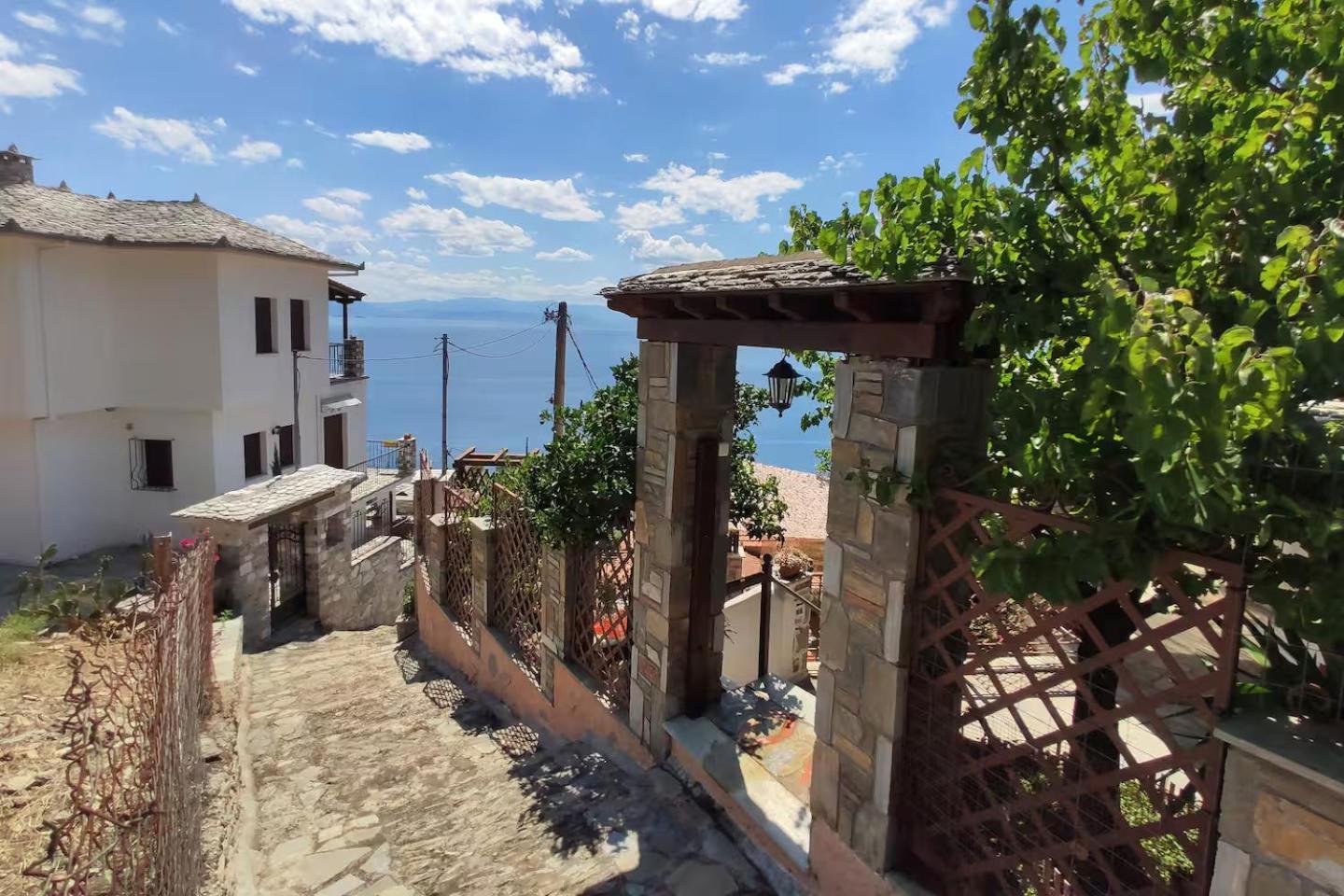 The Pagasetic Balcony - Magestic Sea Cottage Volos Exterior photo